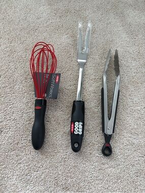 OXO Red & Black Whisk, Fork and Tongs Set
